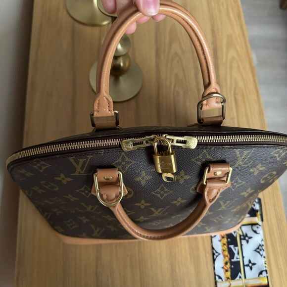 ✅AUTHENTIC✅LOUIS VUITTON ALMA PM - Picture 9 of 13
